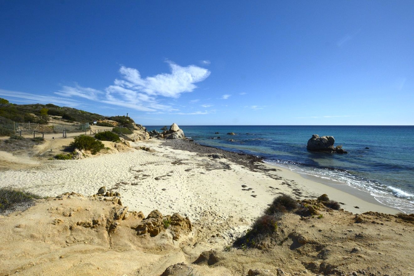 Punta di Santa Giusta Cove
